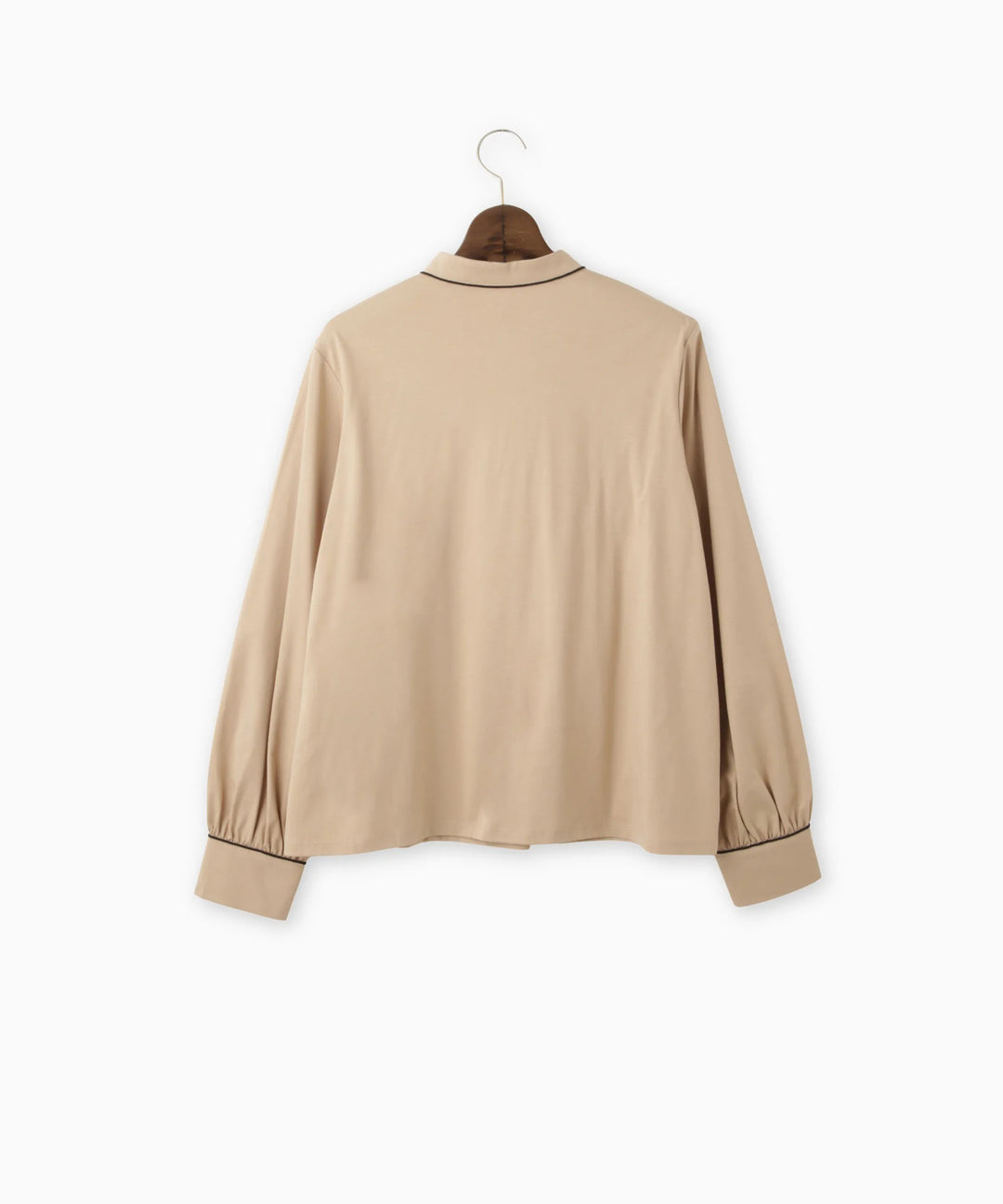 ボウタイデザイントップス