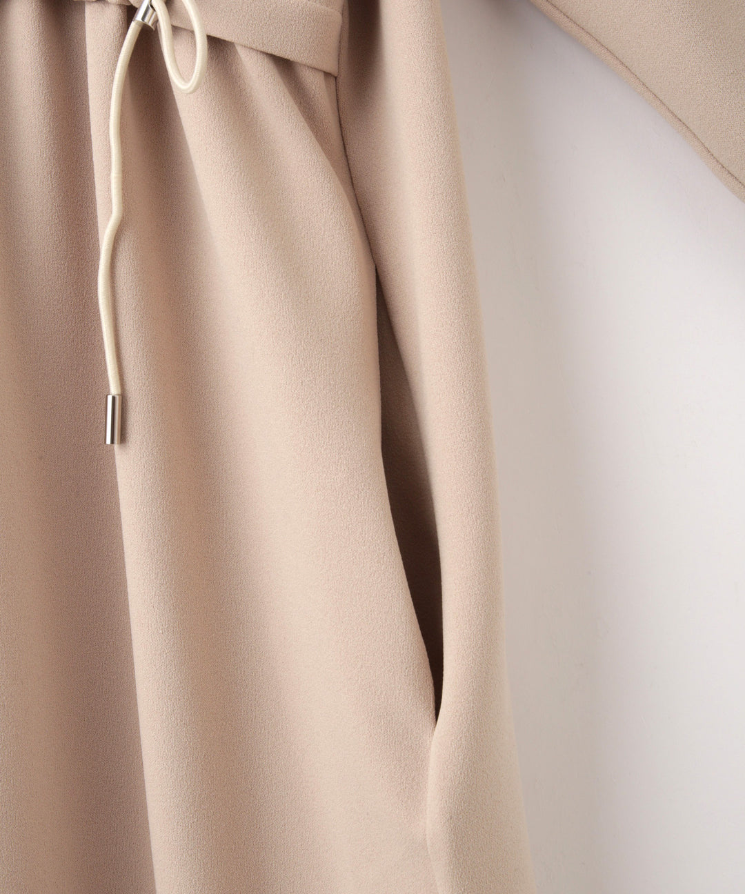 異素材切替ドロストカットソーワンピース