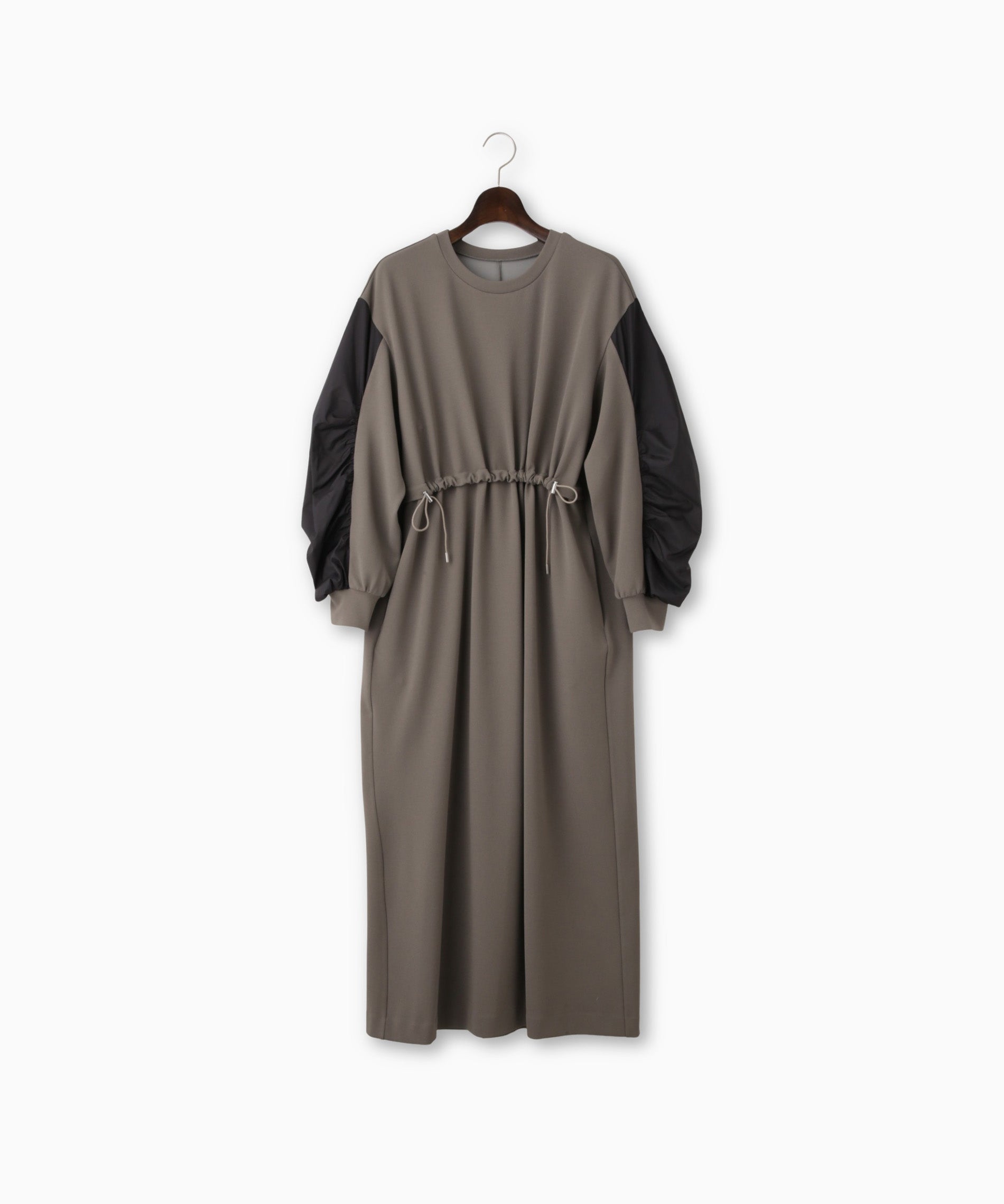 異素材切替ドロストカットソーワンピース – FACE SANS FARD