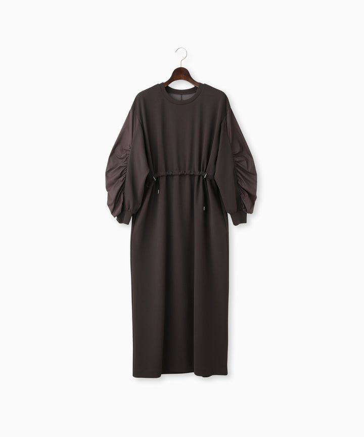 異素材切替ドロストカットソーワンピース