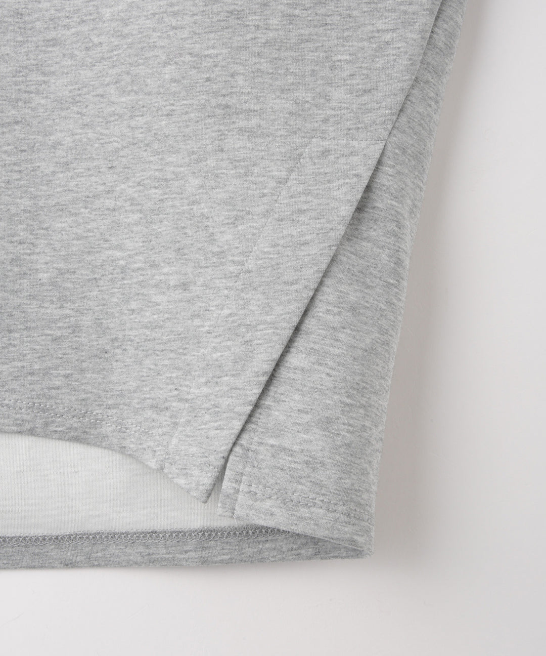 ミックスモチーフイラストTシャツ