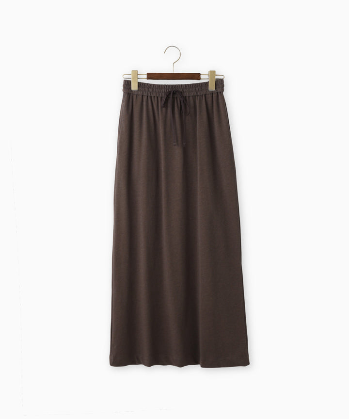 Straight long skirt