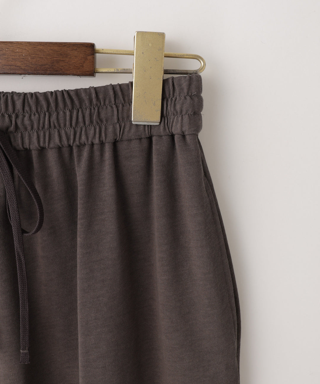 Straight long skirt