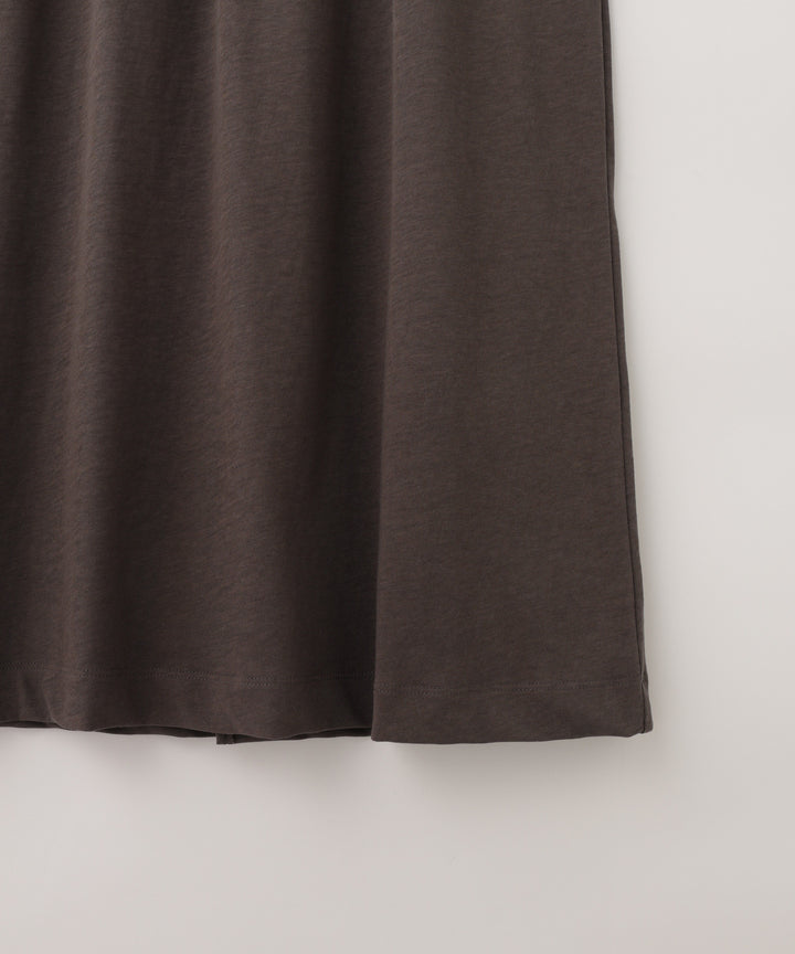 Straight long skirt