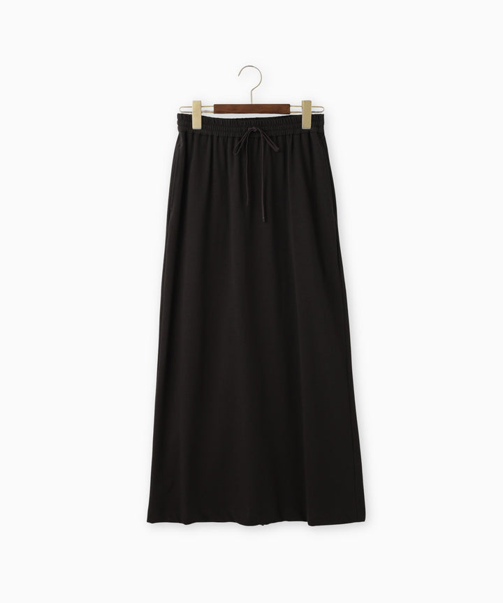 Straight long skirt