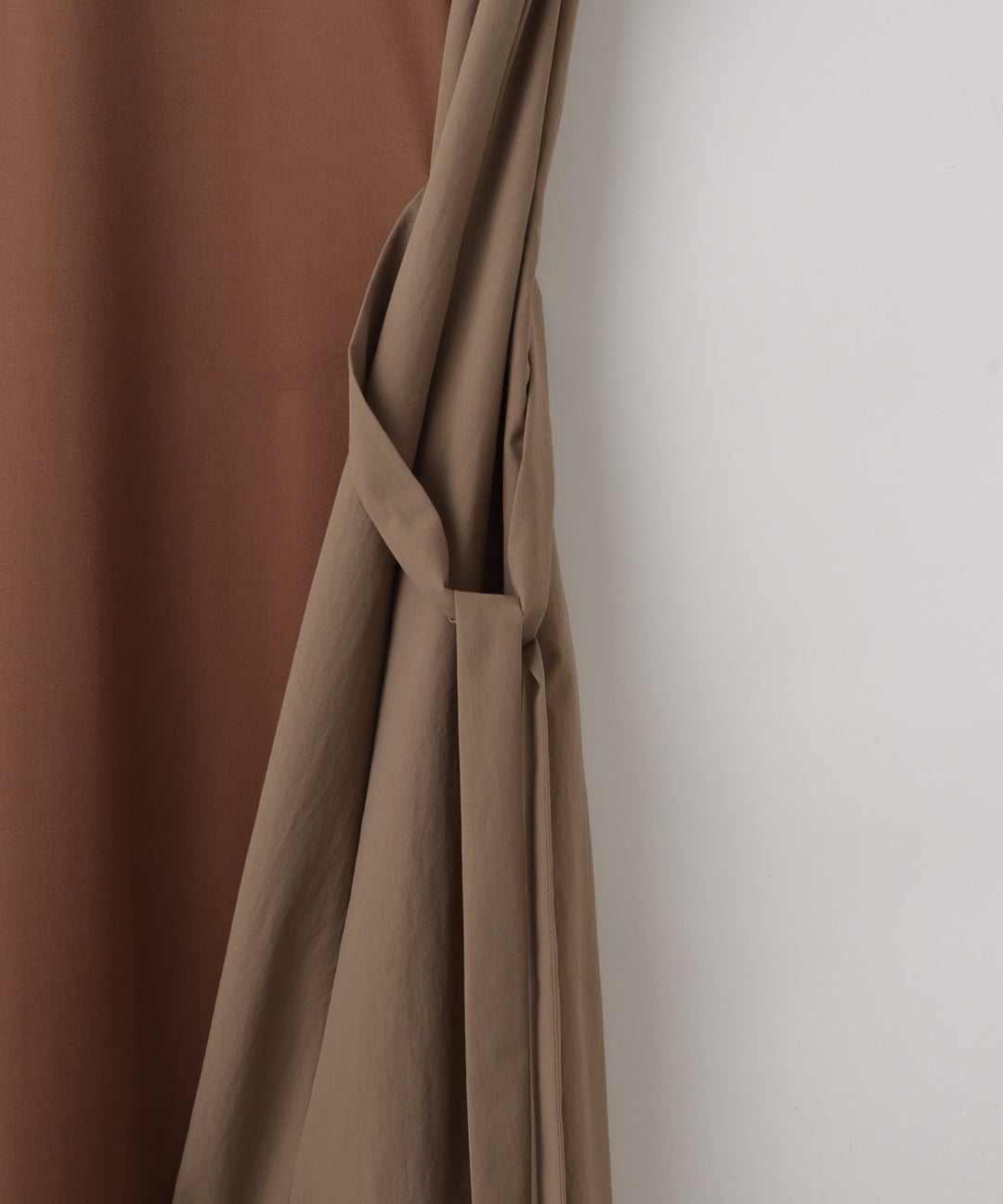 Side Ribbon Bi-Color Dress