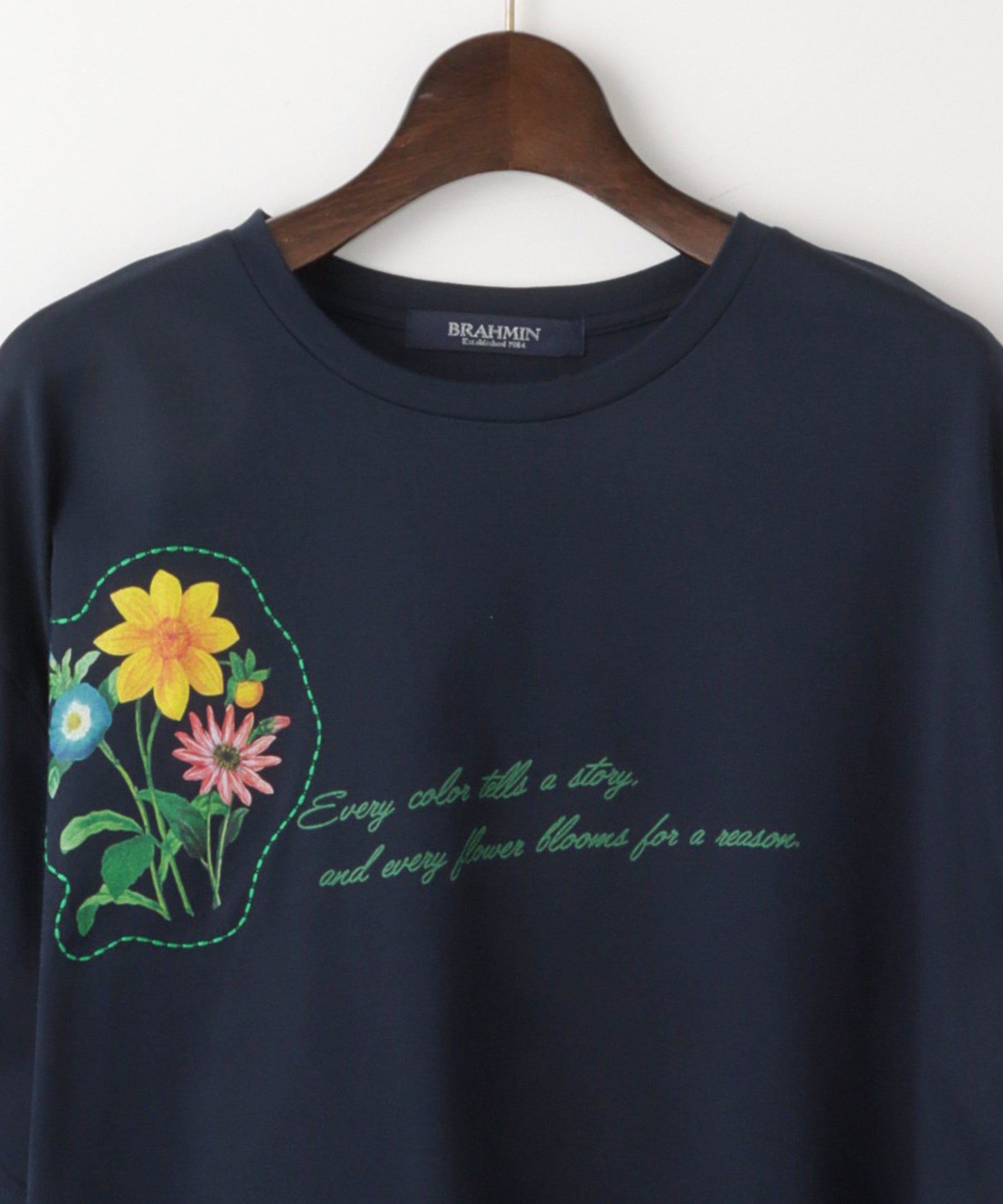 ステッチ刺繍フラワーデザインTシャツ – FACE SANS FARD