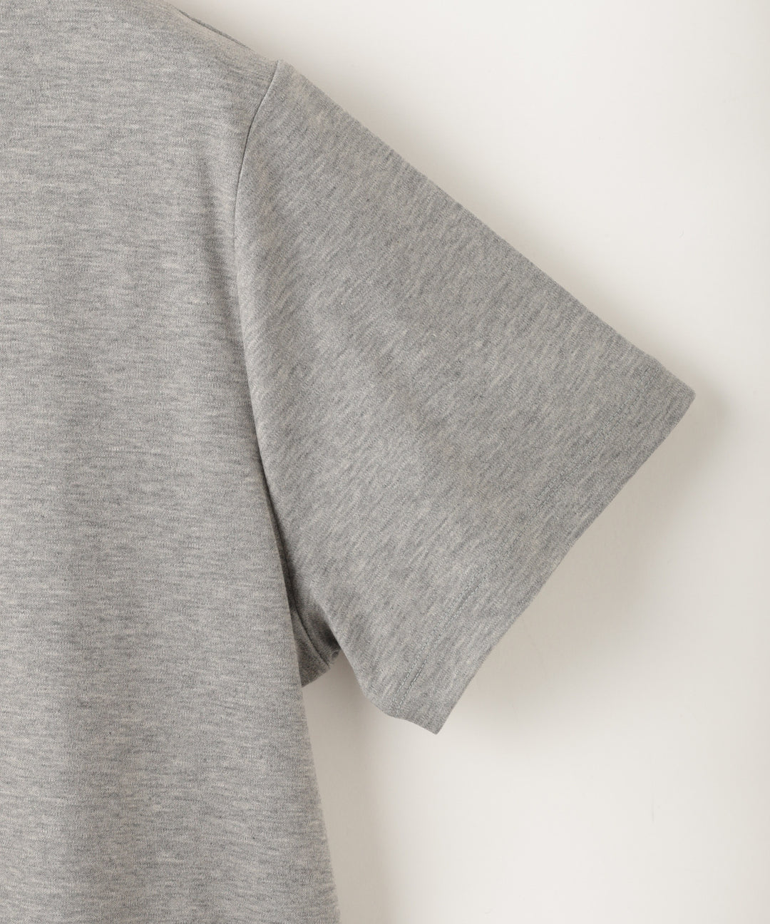 ベーシックコットンTシャツ