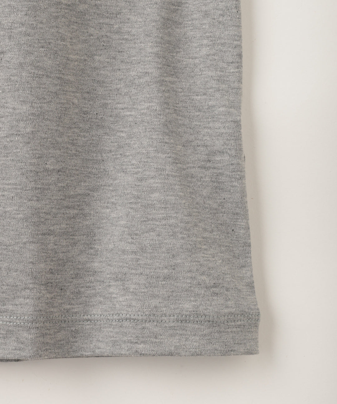 ベーシックコットンTシャツ
