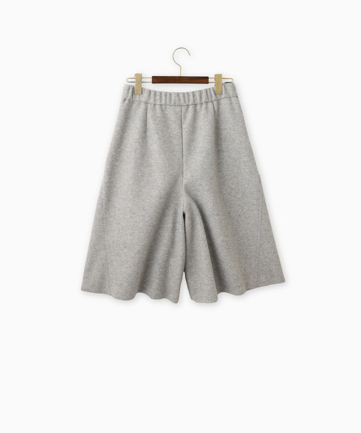 ニードルパンチジャージーハーフパンツ