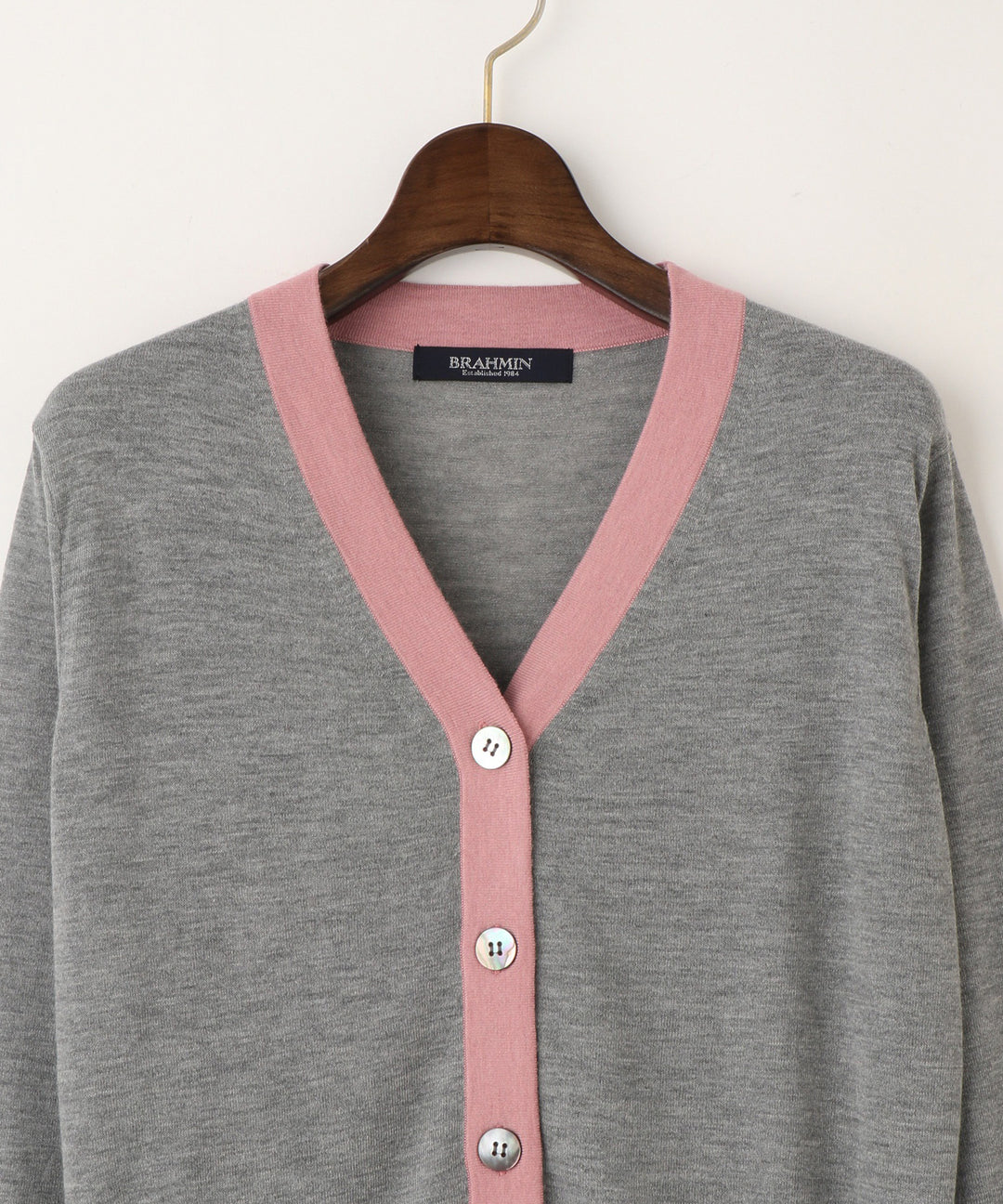 Vネックカラーニットカーディガン