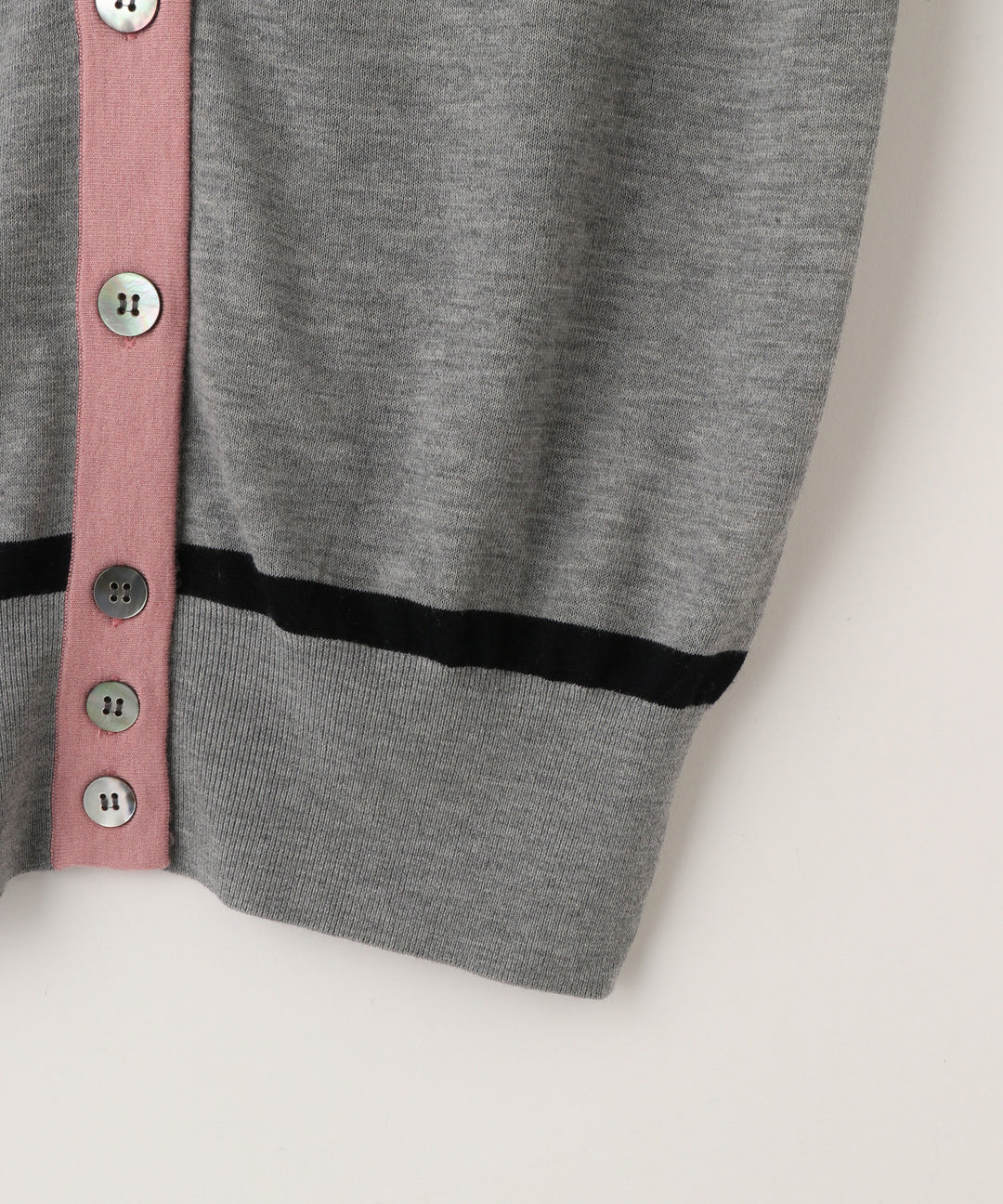 Vネックカラーニットカーディガン