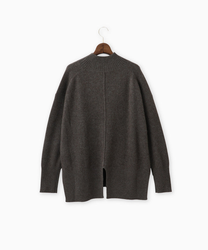 ハイネックヤクニット