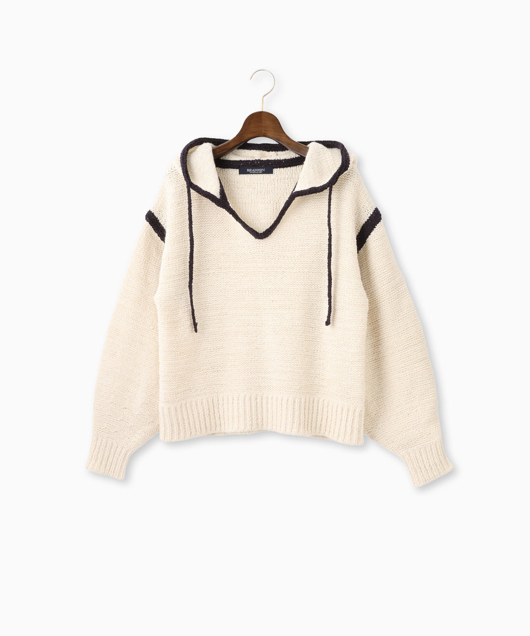 フード付きプルオーバーニット