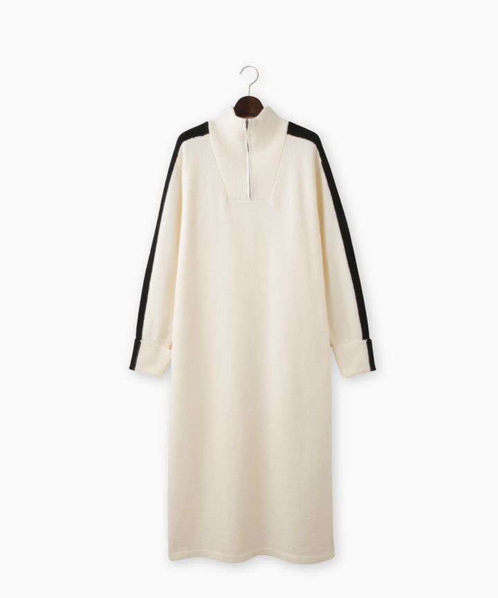 ハーフジップ配色ニットワンピース