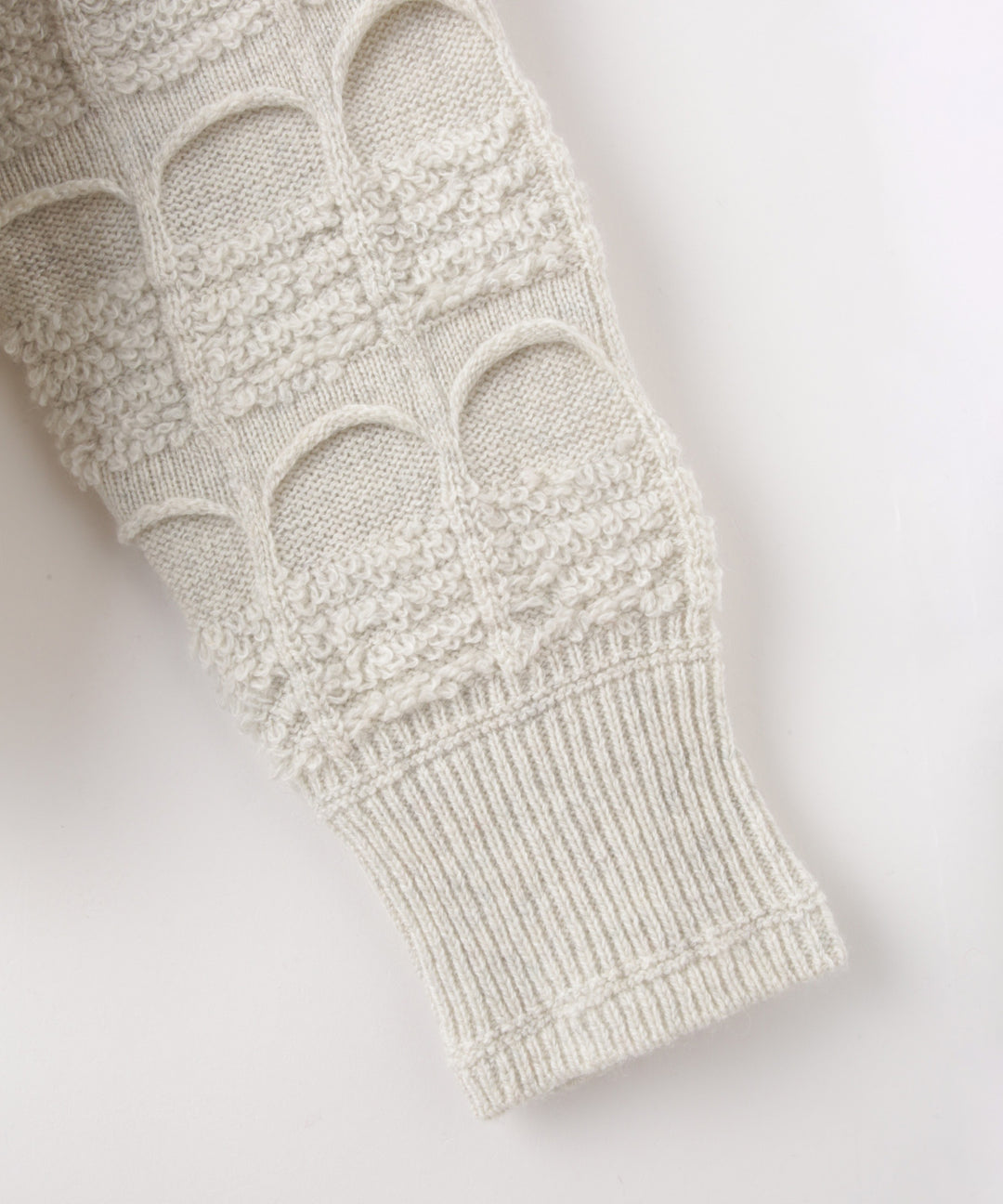 2色杢アーチ柄ショートニット