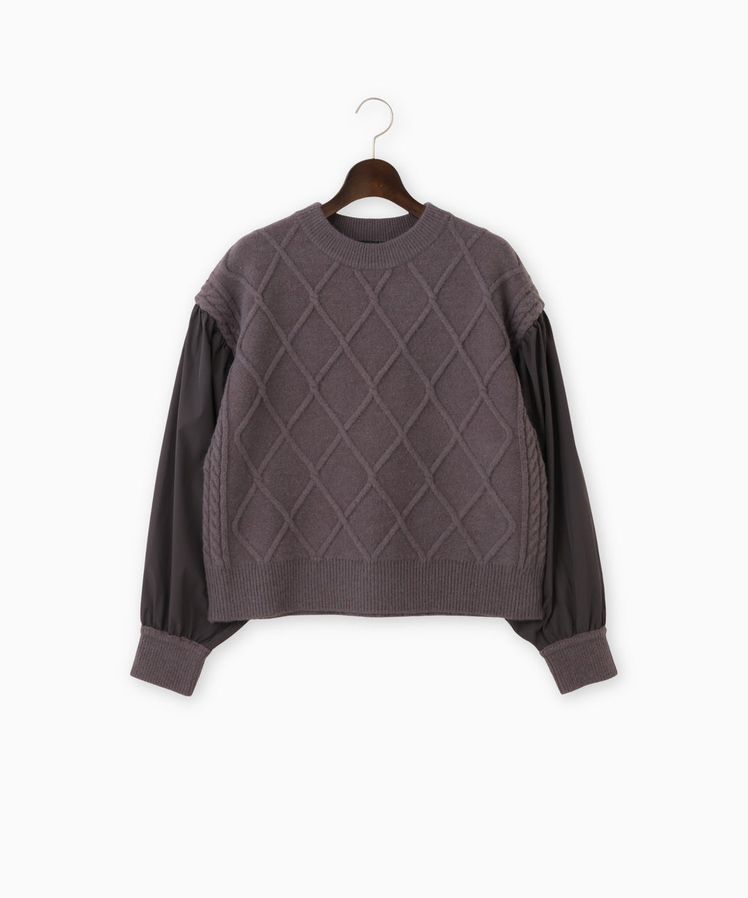 ケーブル×布帛スリーブ異素材ニット