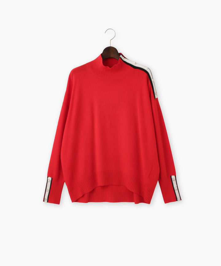 ラインテープスタンドネックニット