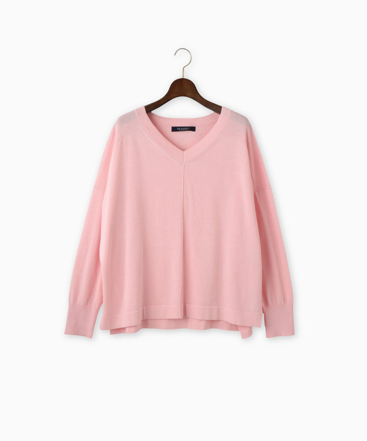 シンプルVネックニット