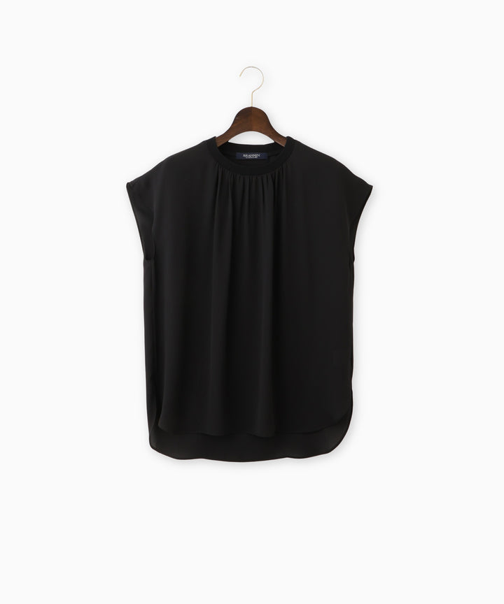 フレンチスリーブニット