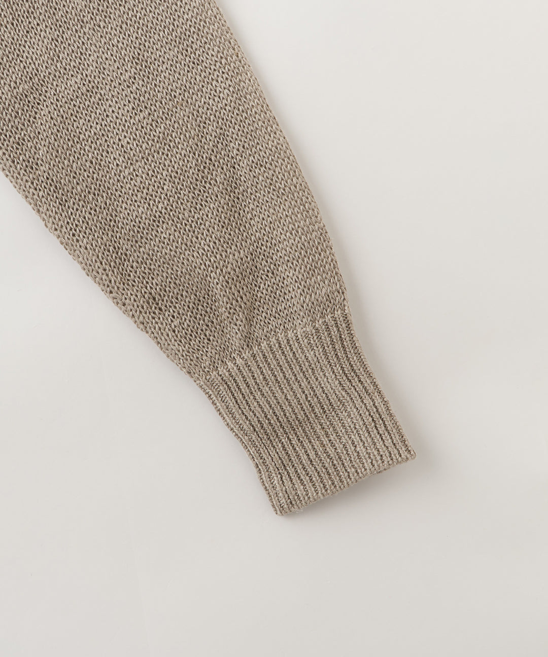 リネンプルオーバーニット