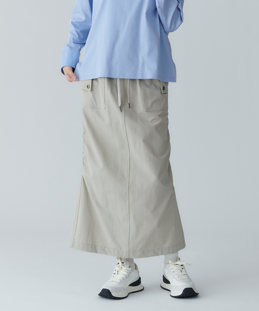 モデル H：165cm / 38 / グレージュ