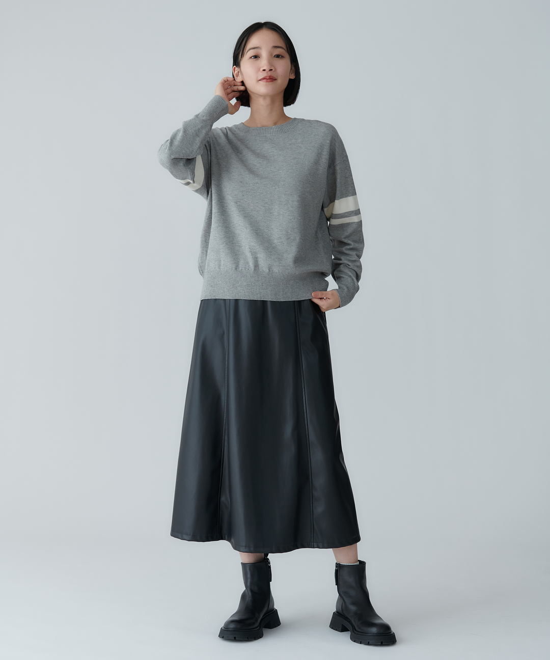 ロイヤルグロッシーフレアースカート