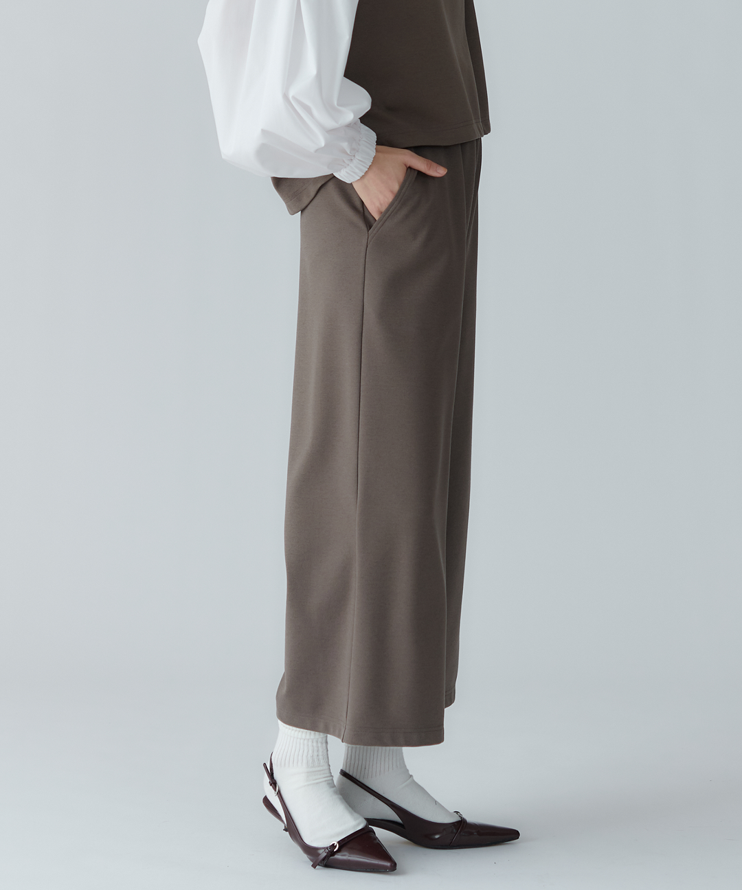 シンプルガウチョパンツ