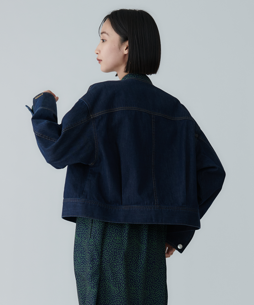 ノーカラーデニムジャケット