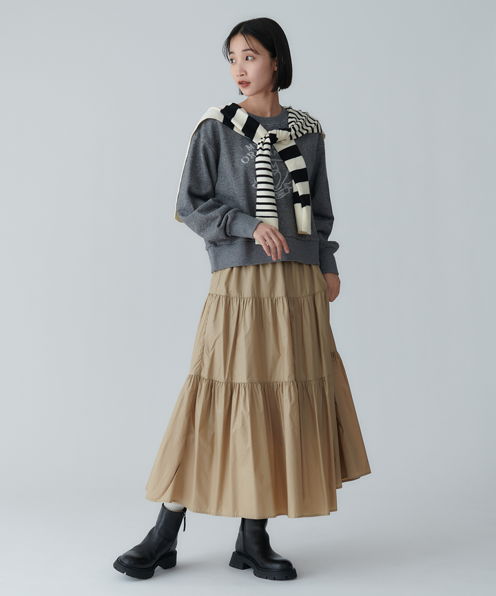 タフタボリュームスカート