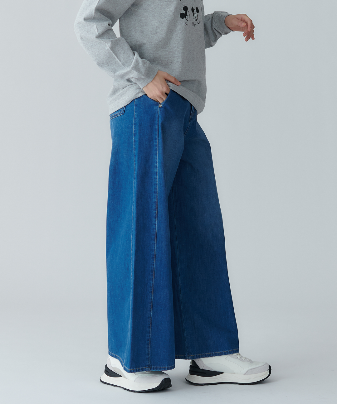 ワイドシルエットデニムパンツ