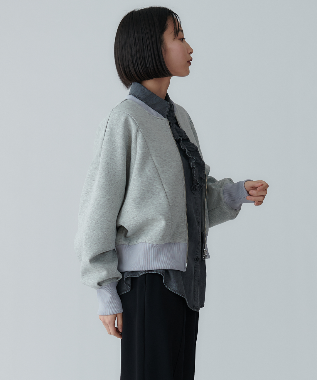 バックロゴカーディガン