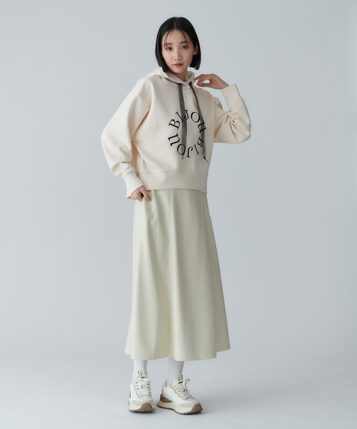 ロイヤルグロッシーフレアースカート
