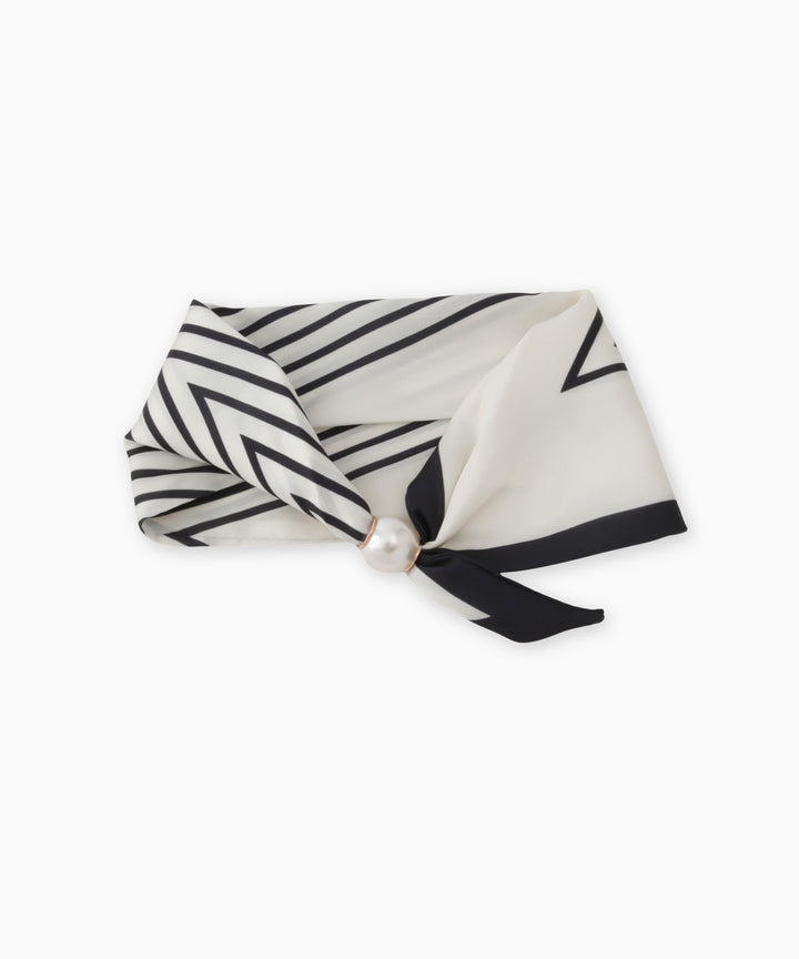 モノトーンスカーフ