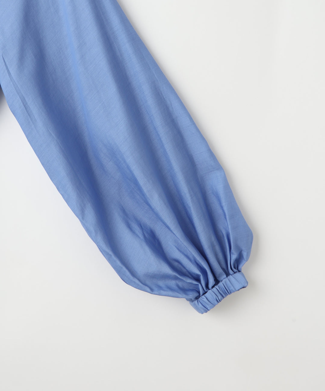 シアーリボンブラウス