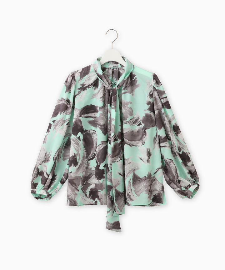 プリントボウタイブラウス