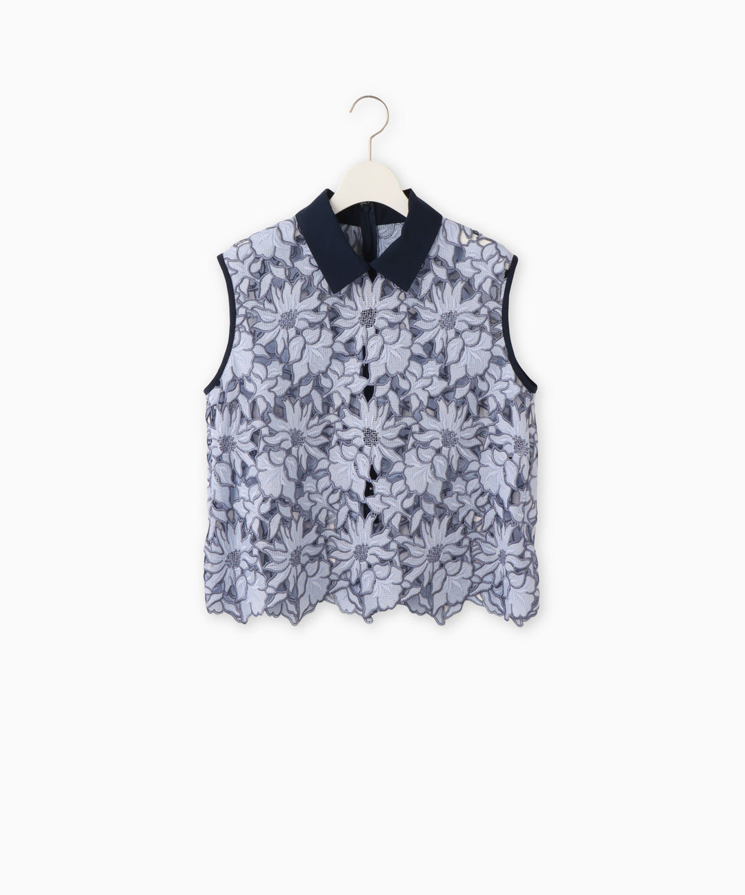 ケミカルレース衿つきノースリーブブラウス