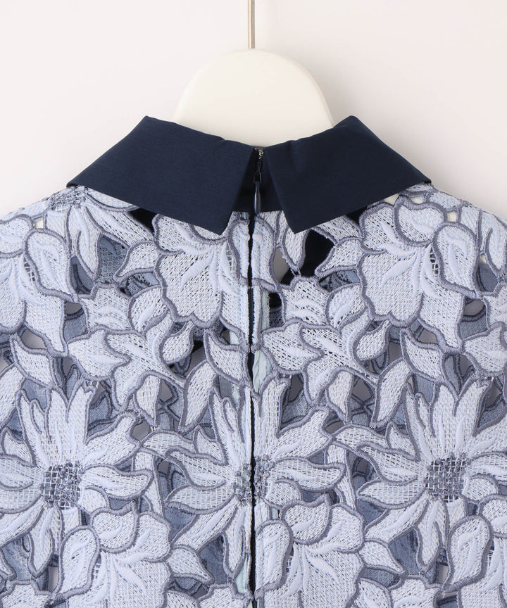 ケミカルレース衿つきノースリーブブラウス