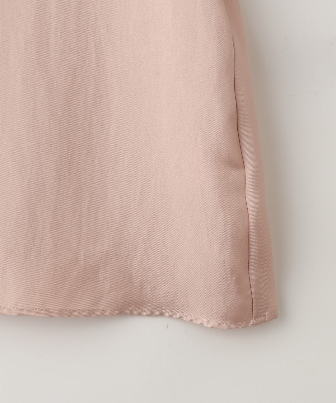 ラッフルデザインブラウス