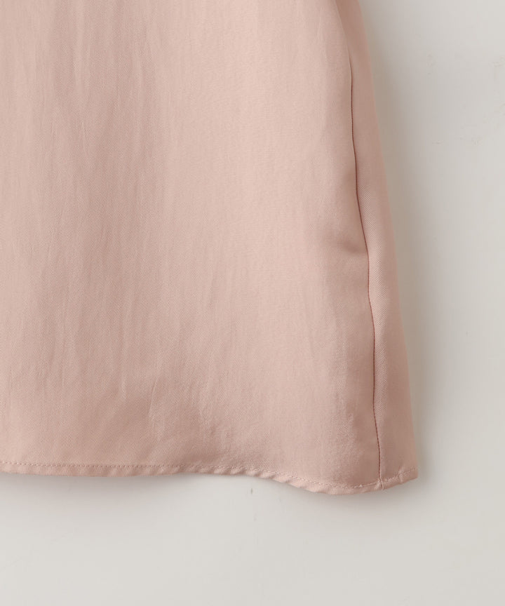 ラッフルデザインブラウス