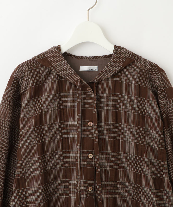 サッカーチェックフードデザインブラウス