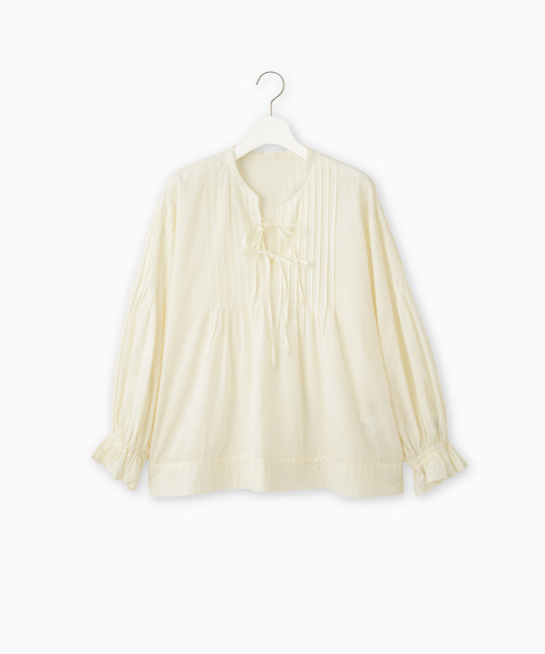 Tuck Volume Ribbon Blouse