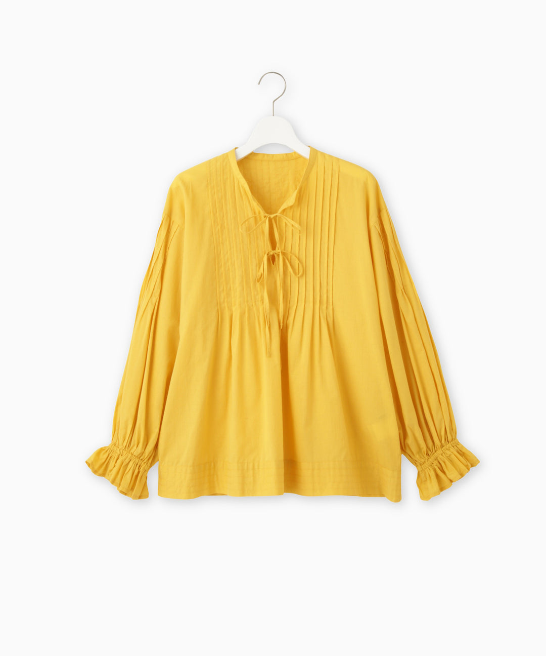 Tuck Volume Ribbon Blouse