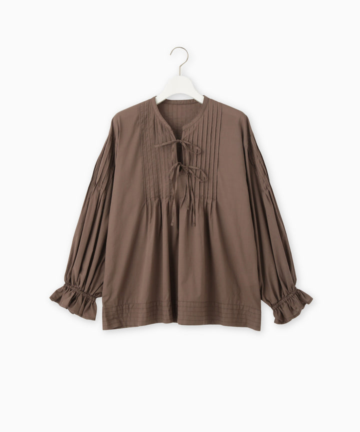 Tuck Volume Ribbon Blouse
