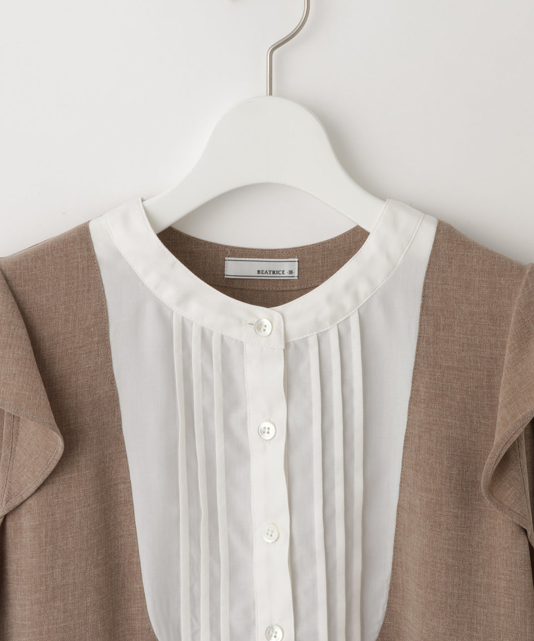 Tuck Frill Docking Blouse