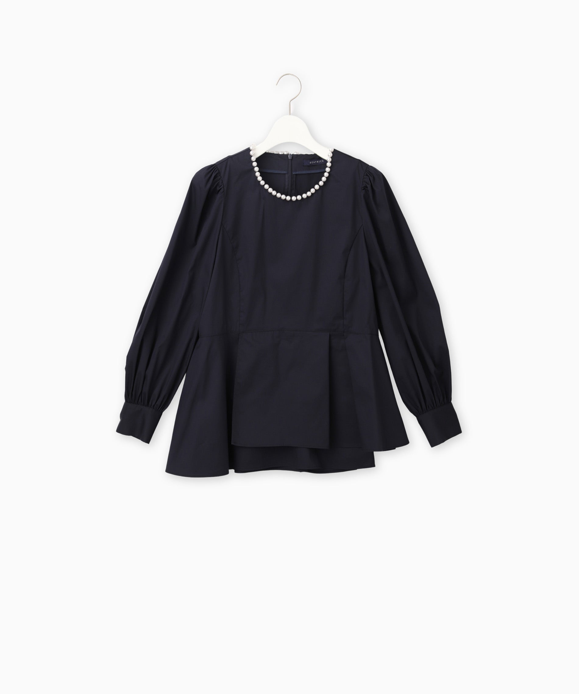 BEATRICE NAVY】タイプライターパールブラウス – FACE SANS FARD BEATRICE NAVY】タイプライターパールブラウス – FACE SANS FARD