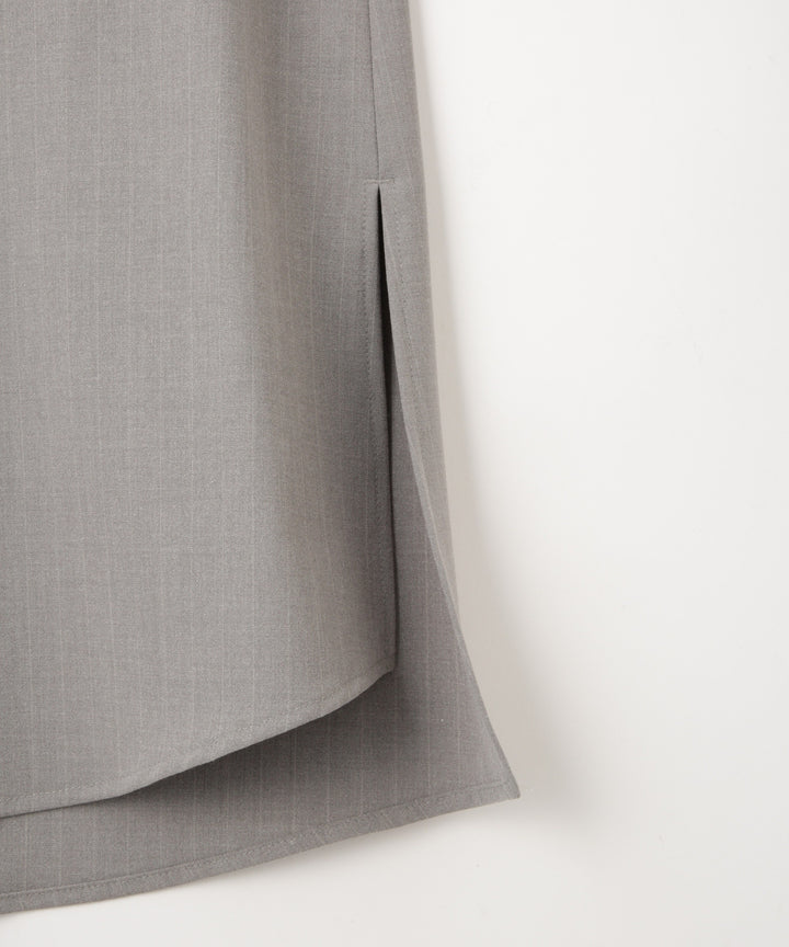 シンプルオーバーシャツ