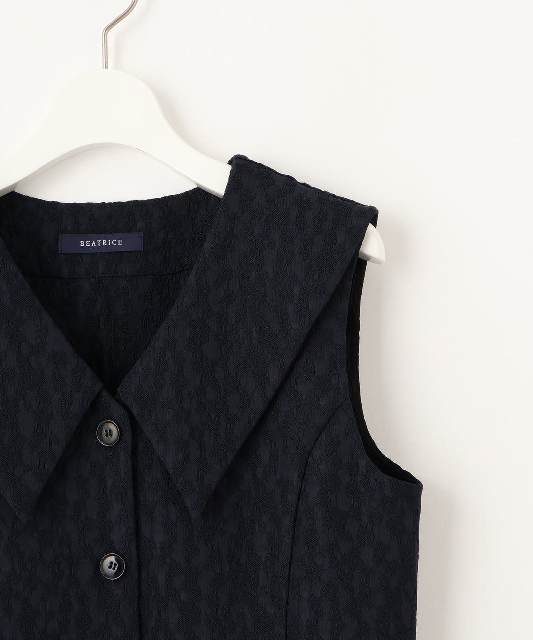 ウエストシェイプジレブラウス