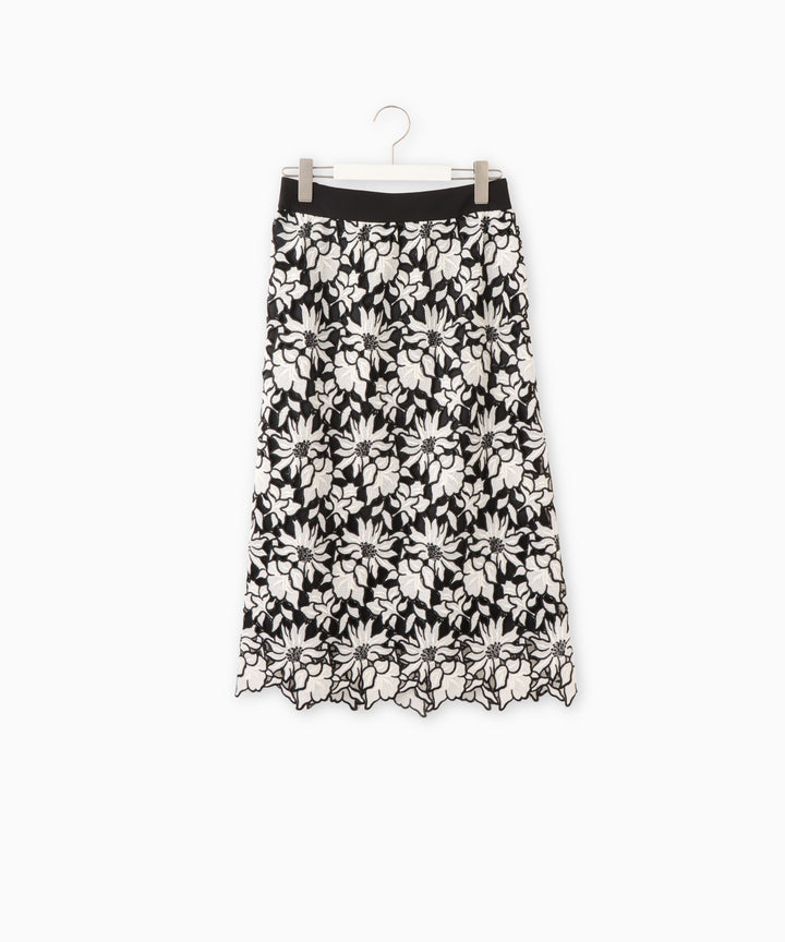 ケミカルレースタイトスカート