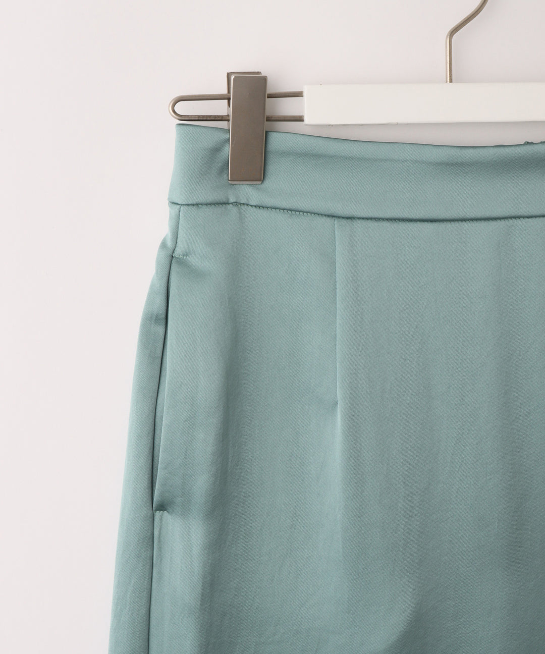 ヴィンテージサテンスカート